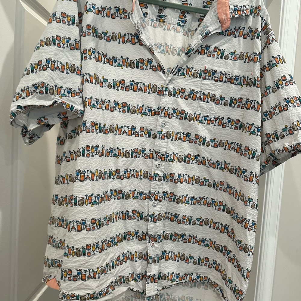 Tommy Bahama Casual Button Down Shirt